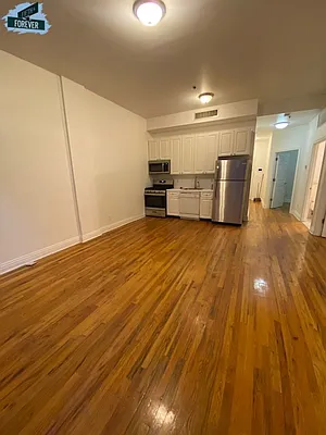 Rented by Fifth & Forever LLC | media 43