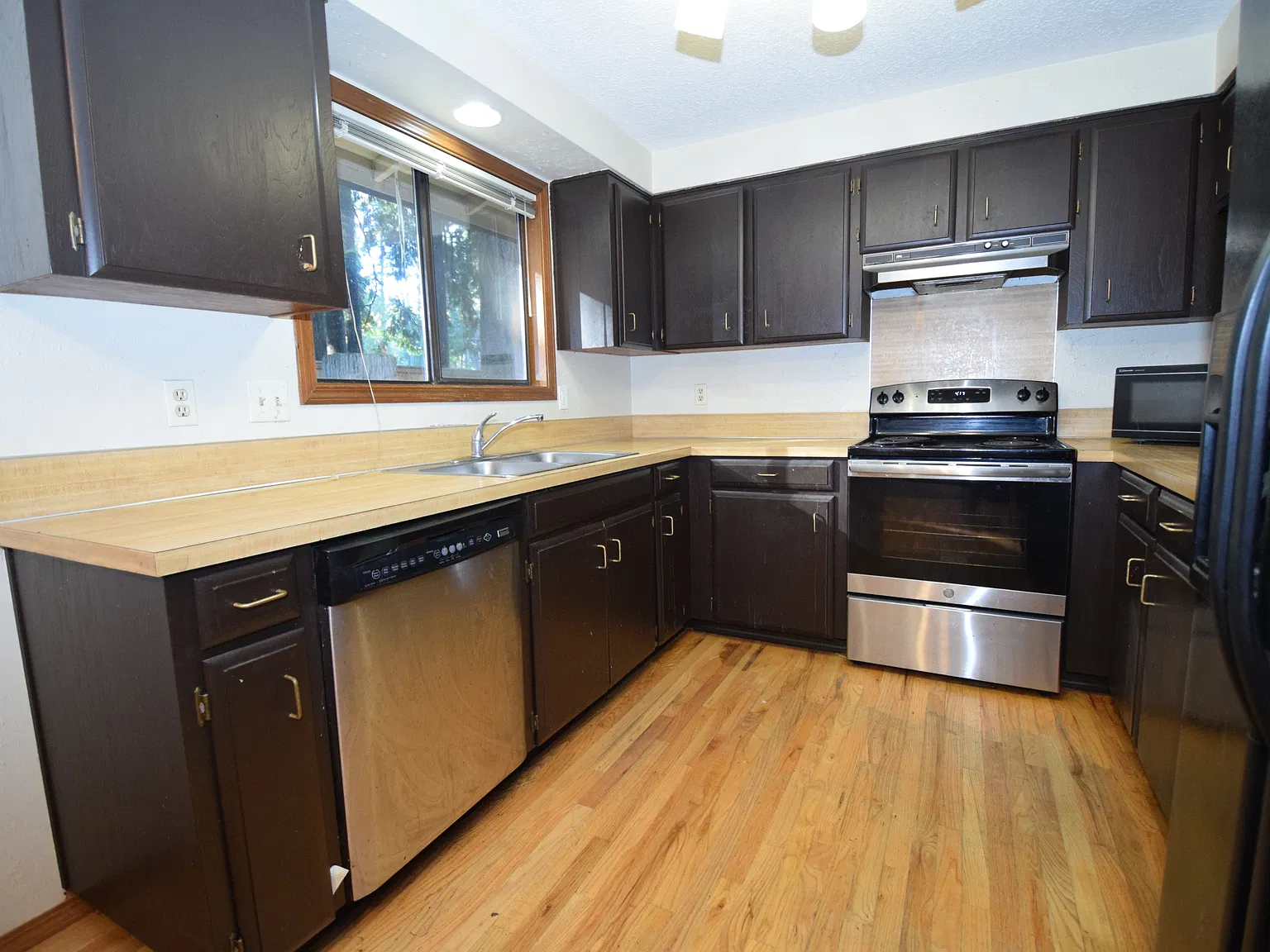 410 SE 26th Avenue - 1 — Photo 2