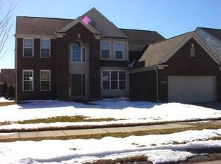 19890 Gallahad Dr, Macomb, MI 48044