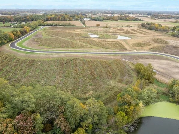 1011 BEERE LANE, Burlington, WI 53105