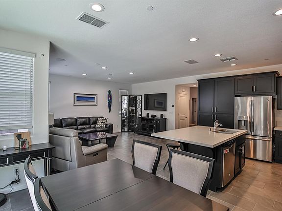 5th image of 1604 Viburnum Ln