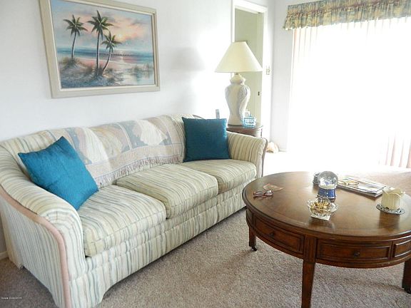 4th image of 200 Saint Lucie Ln APT 606