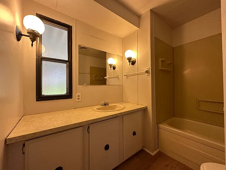 2511 Hanna Ave — Photo 13
