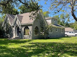 721 7th St, Bay City, TX 77414