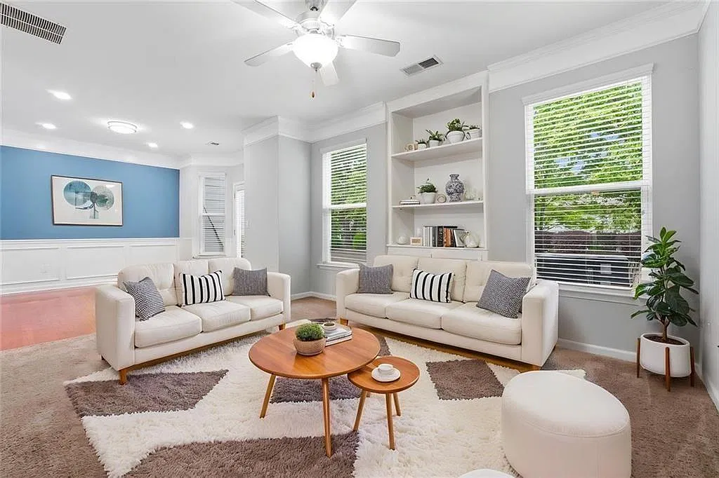 3 bed, 2.5 bath, 1690 sqft, $2,300 — Photo 2