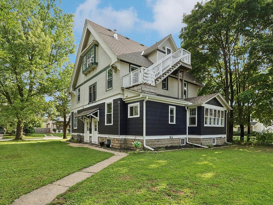 1st image of 446 W College Ave