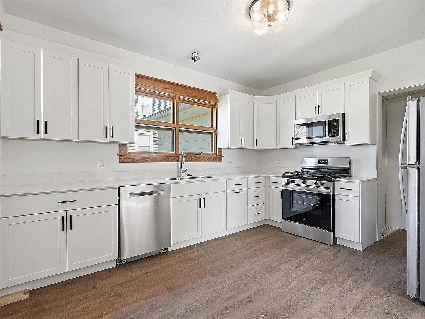 1721 Clay Street — Photo 1