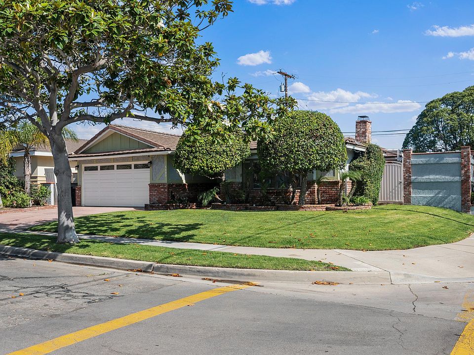 1st image of 5403 Sara Dr