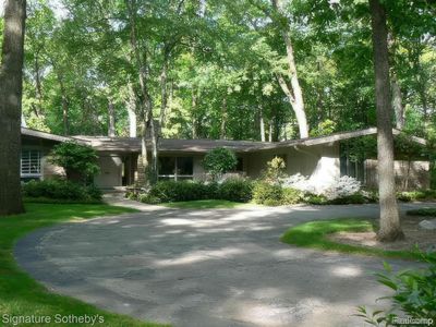 5170 Tootmoor Rd, Bloomfield Hills, MI, 48302