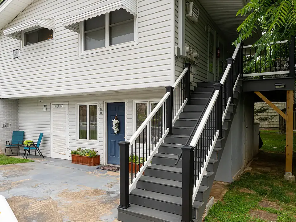 98 Chelsea Rd #98