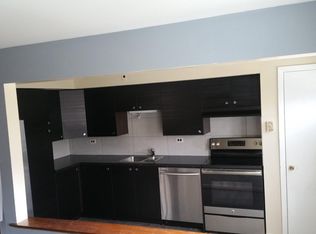 9236 Cedar Ln, Des Plaines, IL 60016