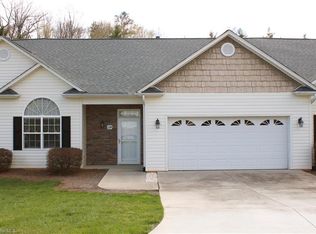 124 Millwright Ct, Mocksville, NC 27028