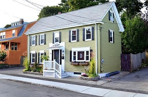 2nd image of 23 Beacon St