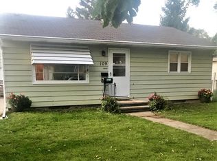 109 State St, Neenah, WI 54956