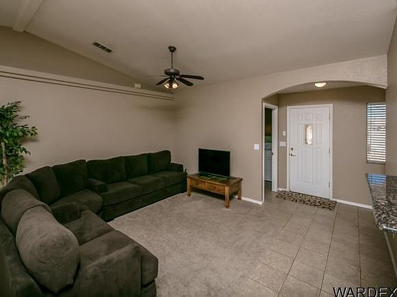 5th image of 2131 Smoketree Ave N
