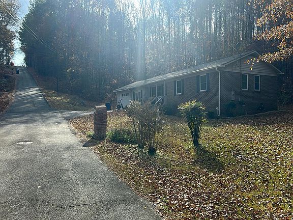 2nd image of 603 Jackson Ave W
