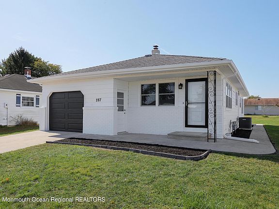 4th image of 287 Barbados Drive N