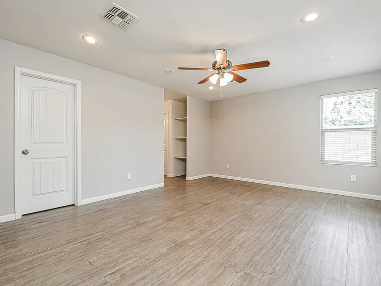 3825 E Frances Ln — Photo 10