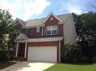 876 Hawthorn Ln, Grayson, GA 30017