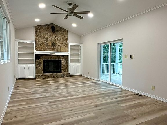 2nd image of 108 Arroyo Ct