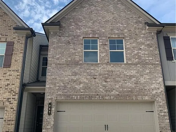 252 Quay Dr, Lawrenceville, GA 30044