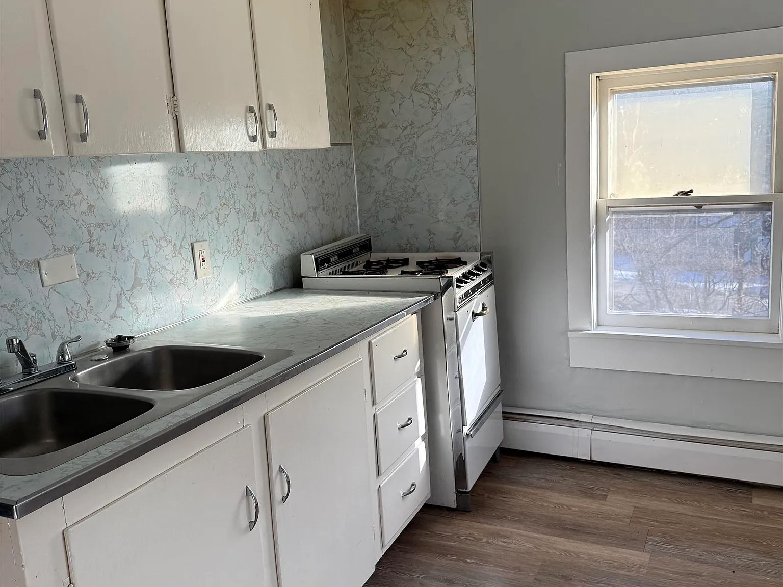 Studio, 1.0 bath, 550 sqft, $1,350 — Photo 4