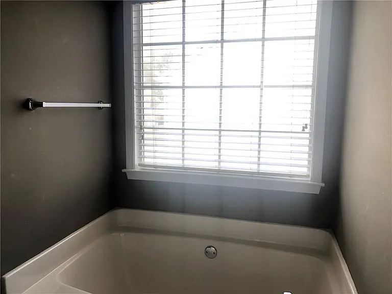5871 Haterleigh Dr — Photo 18