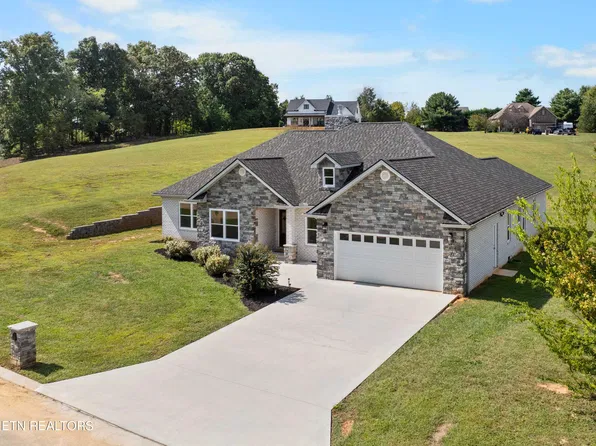 227 Sugar Maple Ct, Madisonville, TN 37354