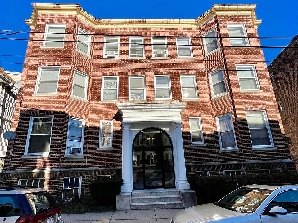 Building Photo 4