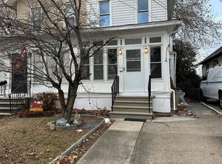 123 W Cedar Ave, Oaklyn, NJ 08107