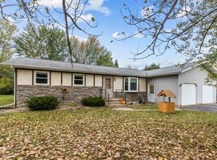 N3563 Pamela Ln, New London, WI 54961