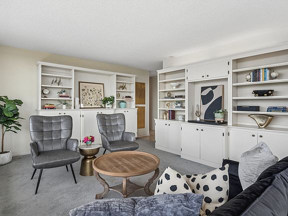 5th image of 1337 21st Ave #12B