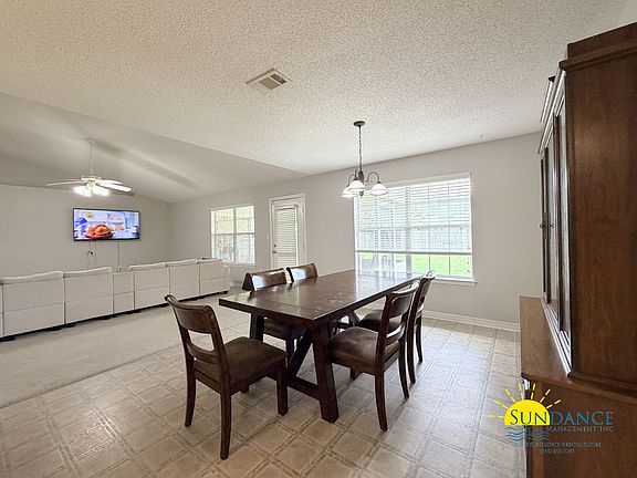4th image of 2165 Castle Grove Dr