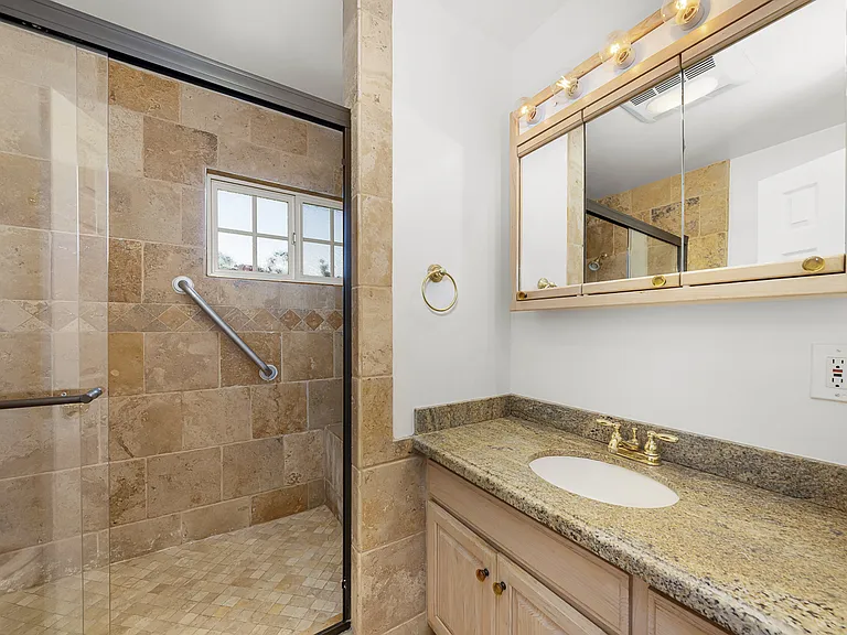 5830 Mott St — Photo 33