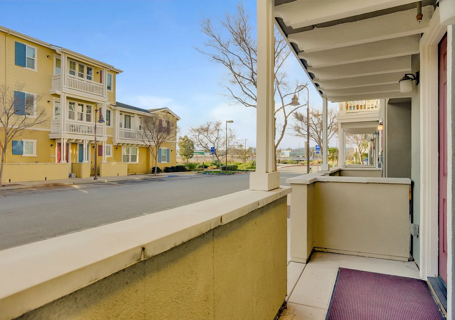 Live by the Marina in this Beautiful Townhome! — Photo 2