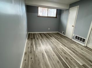 11823 Falls Rd #2, Potomac, MD 20854