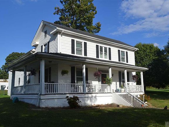 2nd image of 245 Clark Dr NW