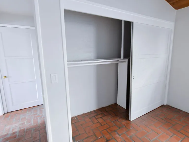 1502 Buena Vista — Photo 10