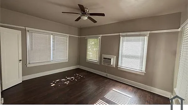 1567 N Wishon Ave — Photo 9
