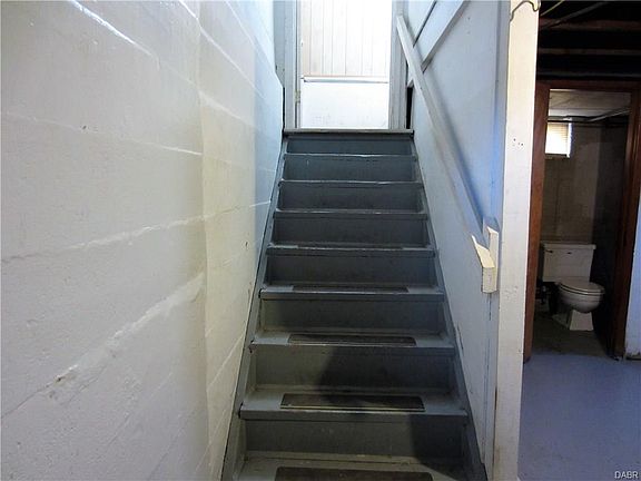 2nd image of 627 Burkhardt Ave