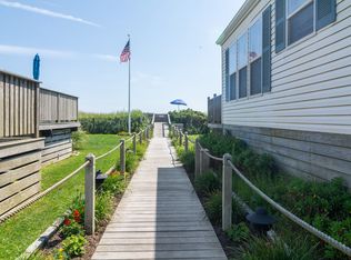 100 Deforest Rd, Montauk, NY 11954