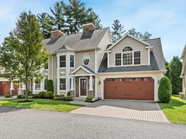 22 Kensington Way #22, Tewksbury, MA 01876