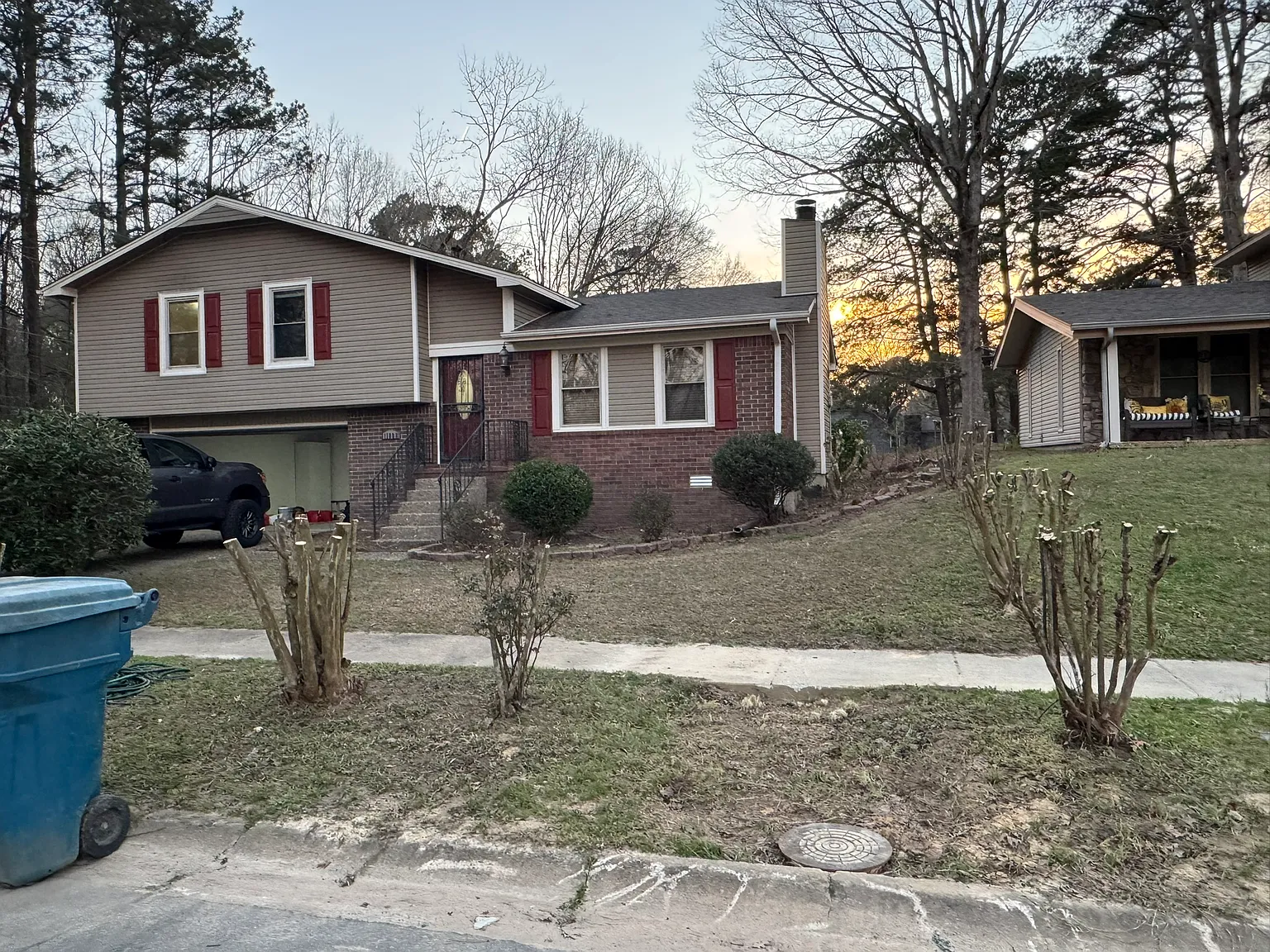 3 bed, 1326 sqft, $1,450 — Photo 1