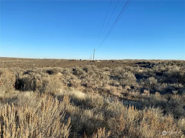 4549 W Coyote Trail, Ephrata, WA 98823