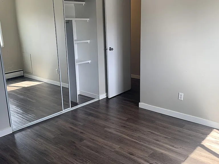 901 4th Ave NW — Photo 15