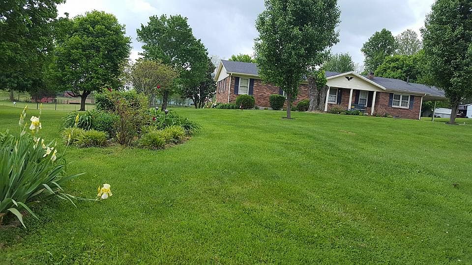 1st image of 121 Brock Dr