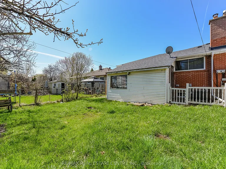 45 Autumn Blvd #LOWER — Photo 32