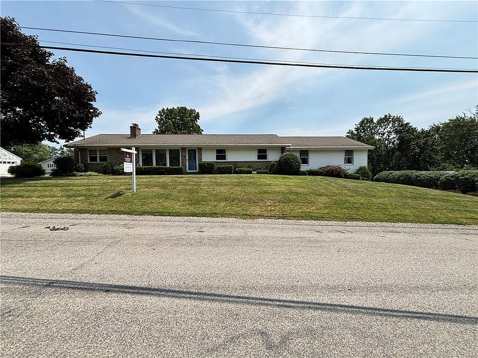 1st image of 235 Main St