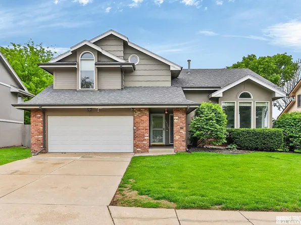 16255 Weir St, Omaha, NE 68135