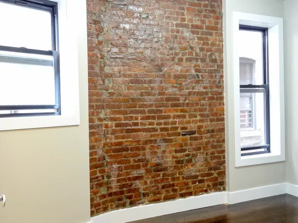 205 Street James' Place image 17 of 26